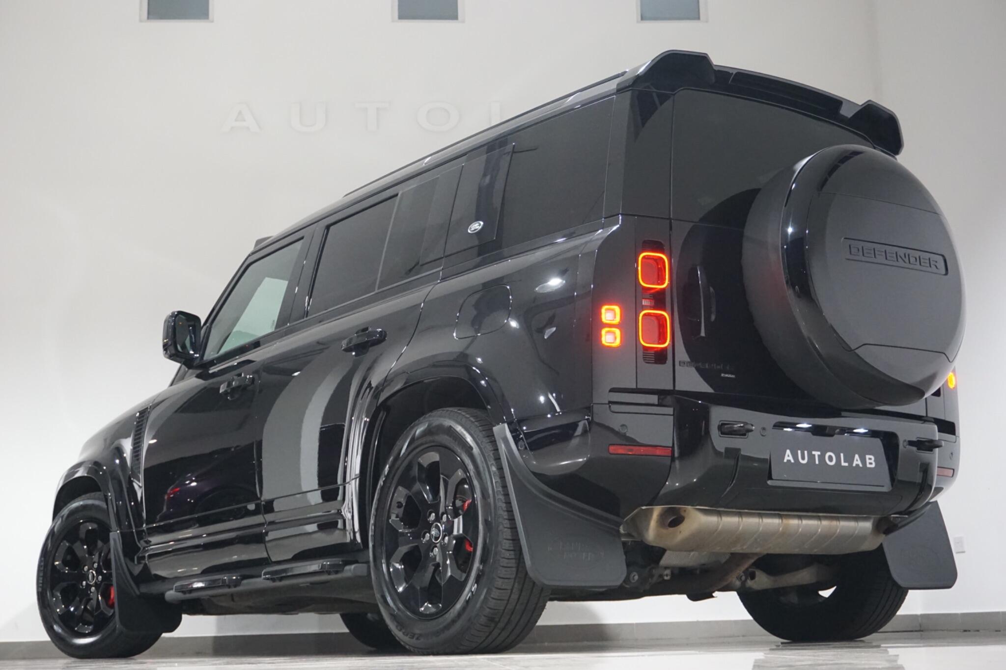 Land Rover Defender 110 2.0 P400e 15.4kWh X-Dynamic HSE SUV 5dr Petrol Plug-in Hybrid Auto 4WD Euro 6 (s/s) (404 ps)